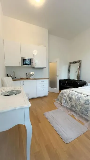 Studio Mari Apartment Prague